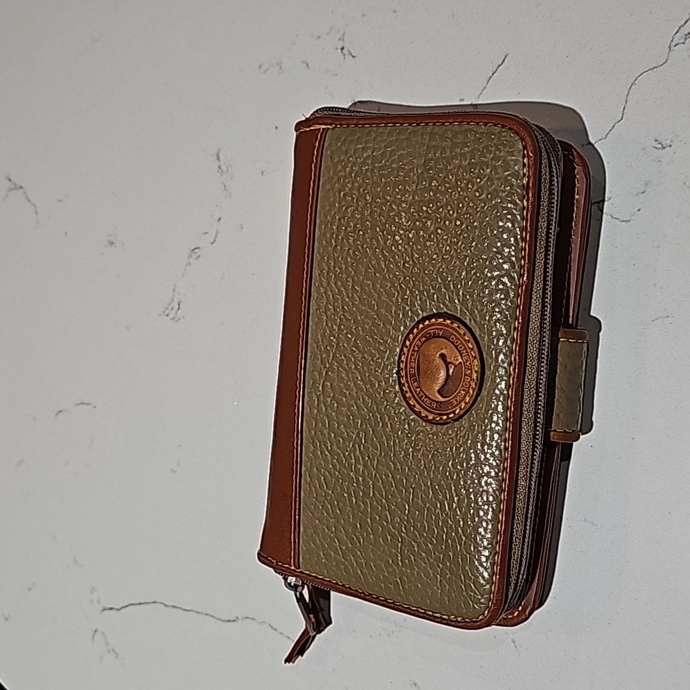 Dooney Bourke wallet
